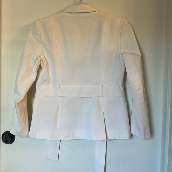 Theory cream Belted Blazer size 2 - Picture 5 of 5
